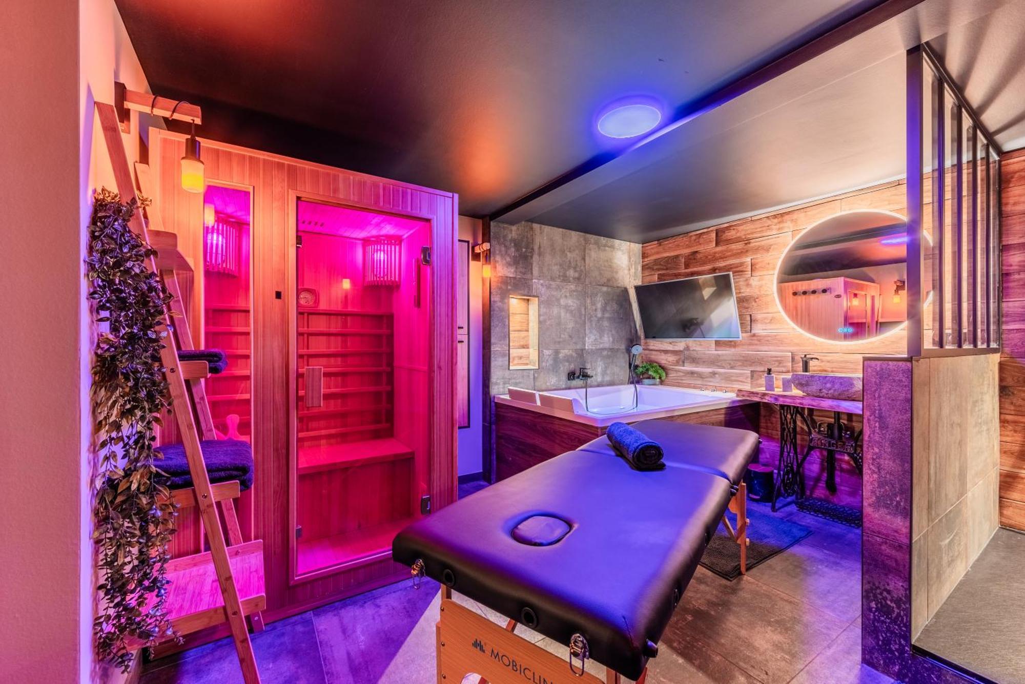 Love Room And Luxe Sous Les Colombages D'Alsace Drusenheim Экстерьер фото
